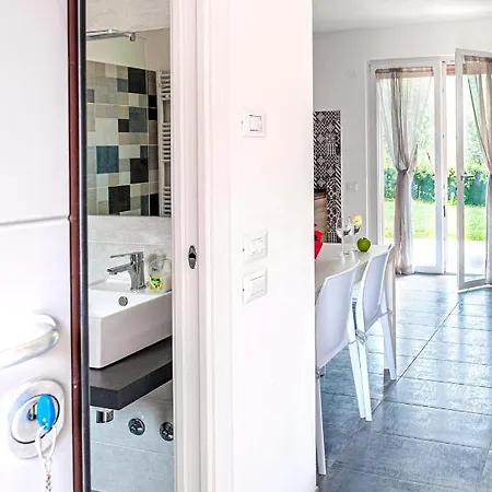 דירה Casa Simone מאלצ'סינה